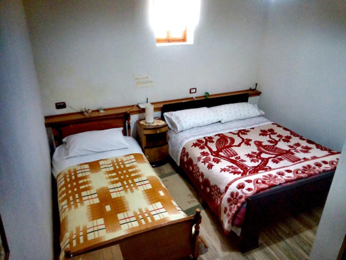 Ruols Guesthouse Gjirokastër Dış mekan fotoğraf