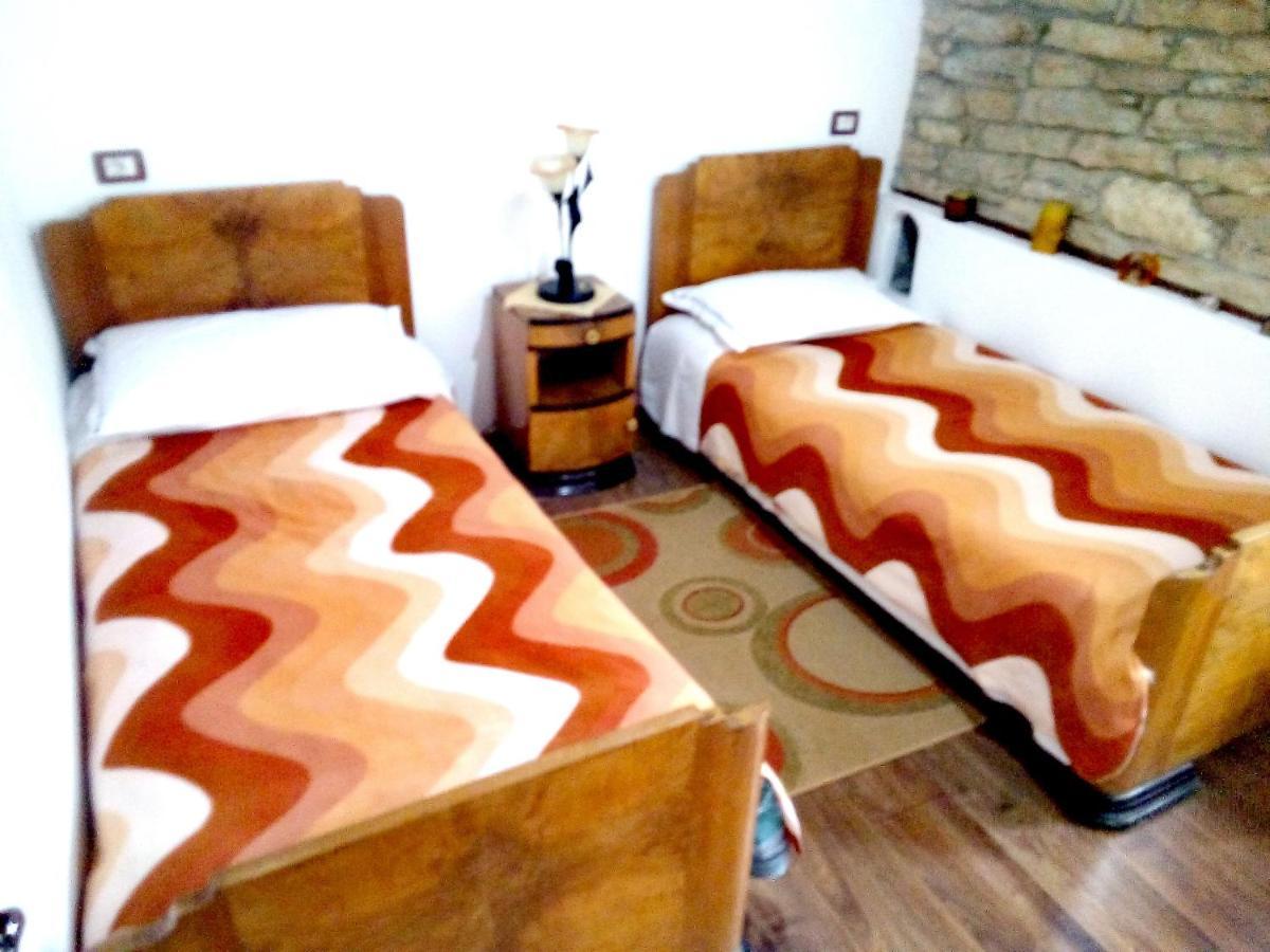 Ruols Guesthouse Gjirokastër Dış mekan fotoğraf